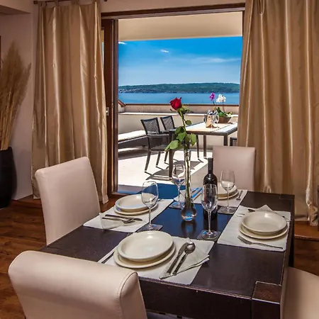 Maslina V,vm Crikvenica