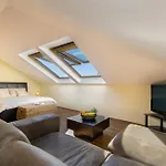 Maslina V,vm Apartment *