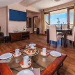 Maslina V,vm Apartment *