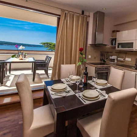 Maslina V,vm Apartamento Crikvenica